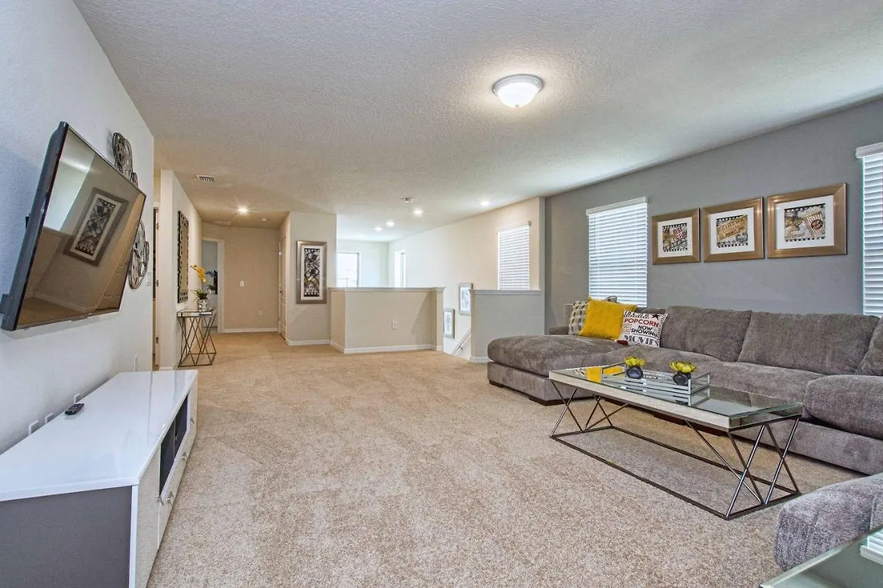 Solterra - 6 Bedrooms House W-Pool-7043Sr Davenport United States