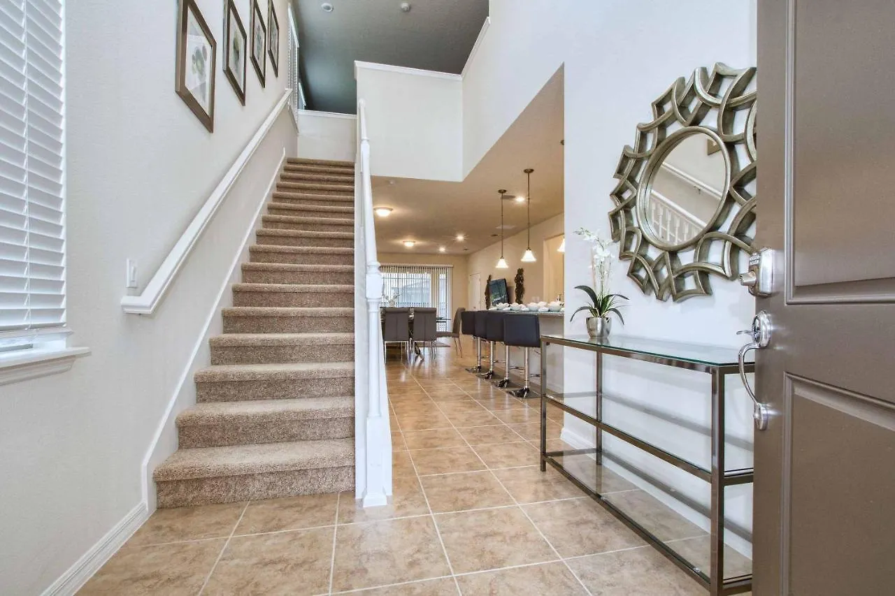 Solterra - 6 Bedrooms House W-Pool-7043Sr Davenport