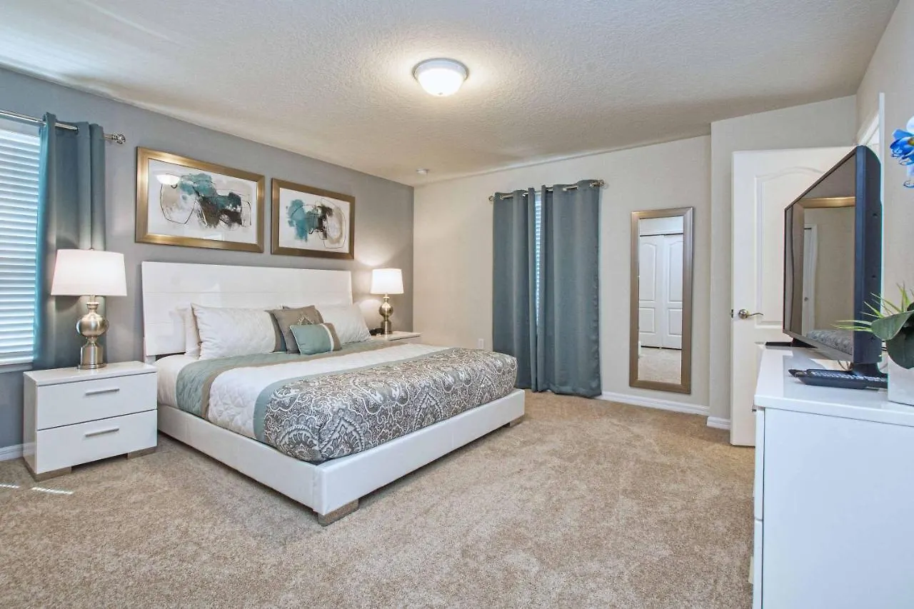 Holiday home Solterra - 6 Bedrooms House W-Pool-7043Sr Davenport United States